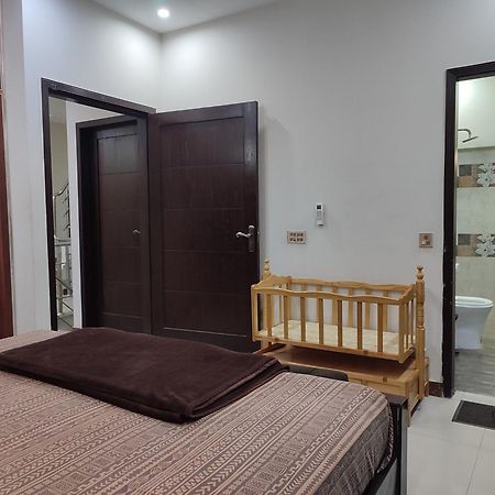 Fully Serviced Holiday Home Near Lahore Ring Road 外观 照片